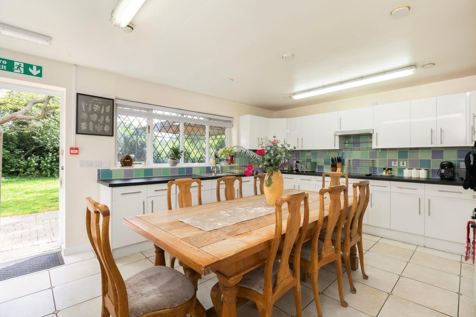 Rural Lodge Stay In Windsor! Hot Tub! Sleeps 20 Bray Luaran gambar