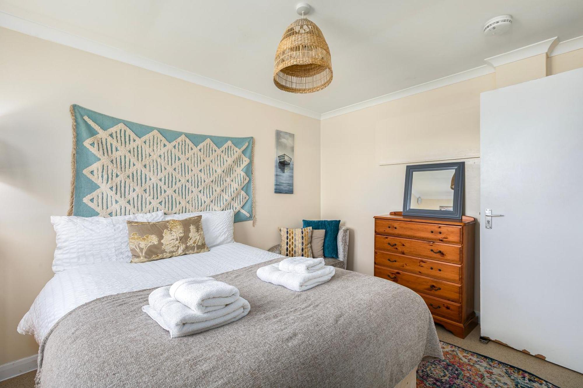 Rural Lodge Stay In Windsor! Hot Tub! Sleeps 20 Bray Luaran gambar